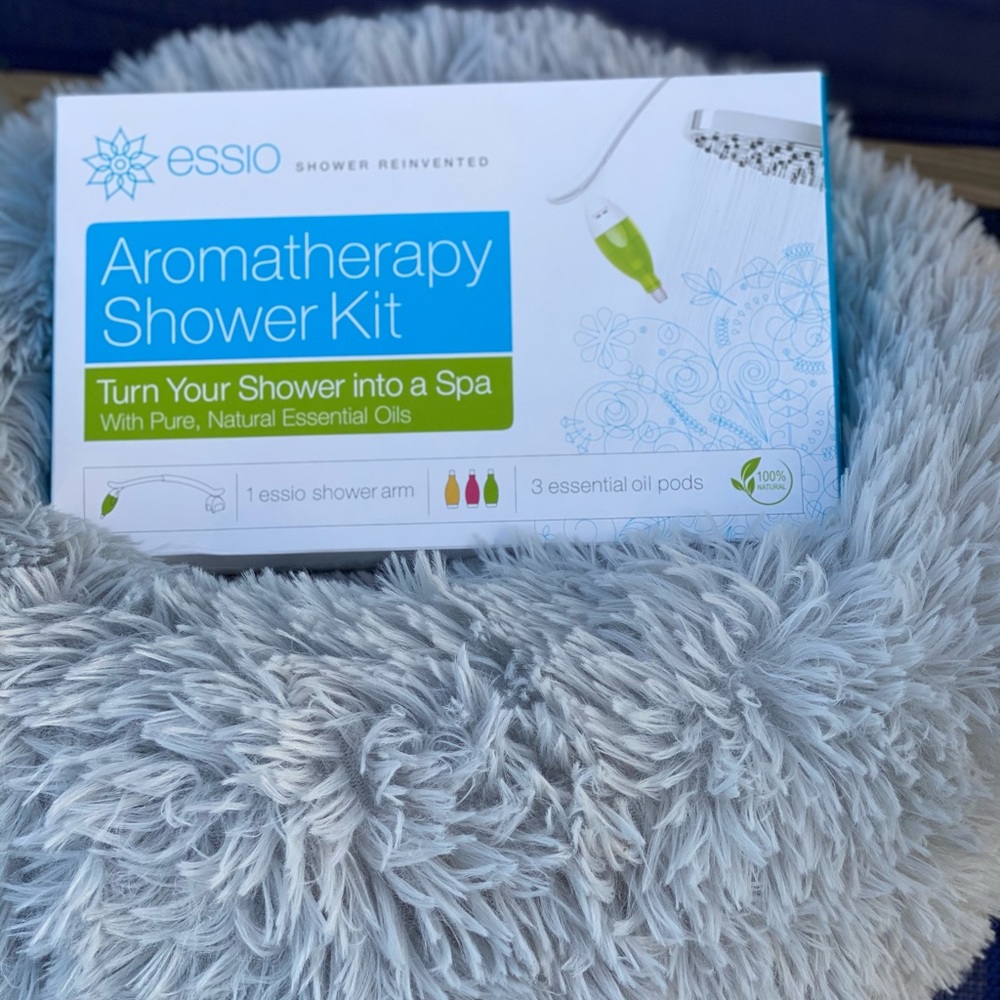 Essio New Aromatherapy Shower Kit